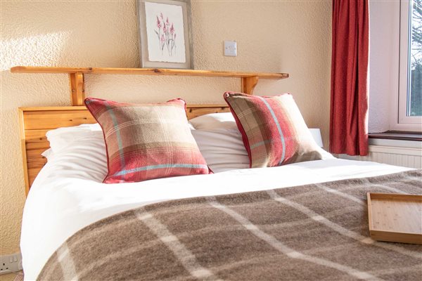 Bracken Cottage bedroom