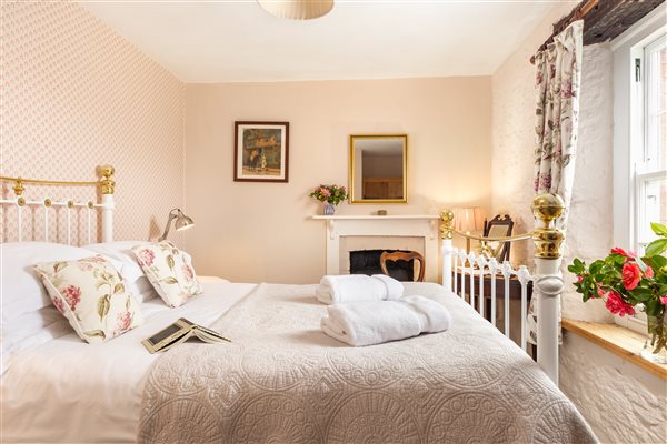 Elm Master Bedroom 