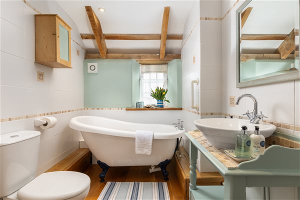 River Barn Bathroom 