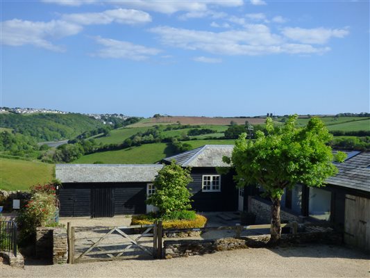 Trelugas Cottage 