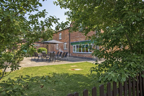James's Parlour has a large enclosed garden & patio