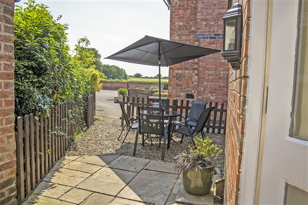 Lovely out door patio area