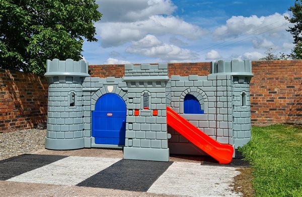 Play Area Castle Under 5s