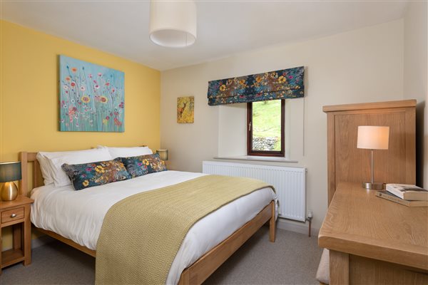 holiday cottage with king sized bed
