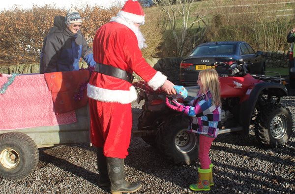 Santa comes to Durhamhill Coach house