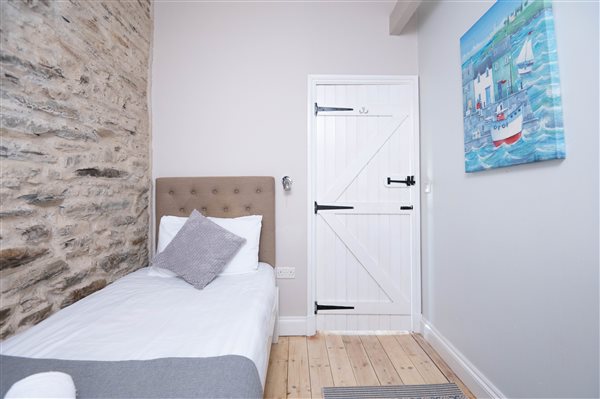 single bedroom