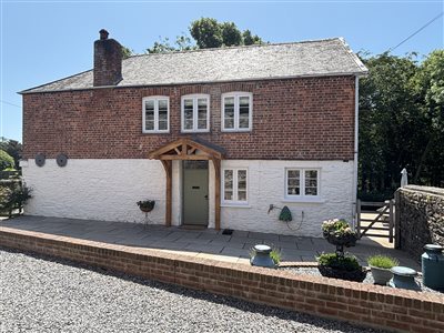 Pickwell Barton, Farm Holiday Cottage
