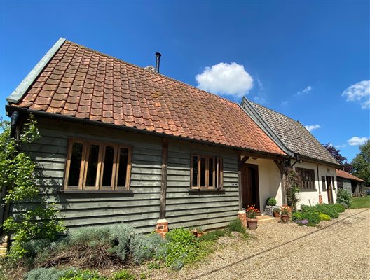 Tudor Barn Entrance