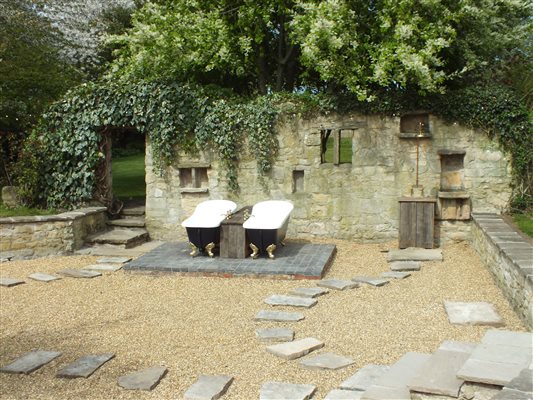 Abbey Grange outdoor bath 2