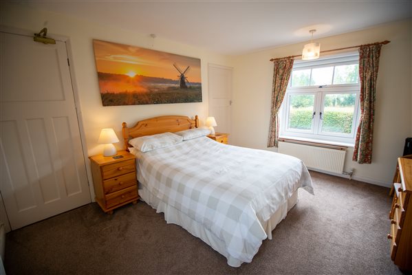 Garden Cottage Double Bedroom
