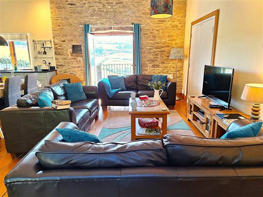 Nutcombe Barn | Nutcombe Holiday Cottages