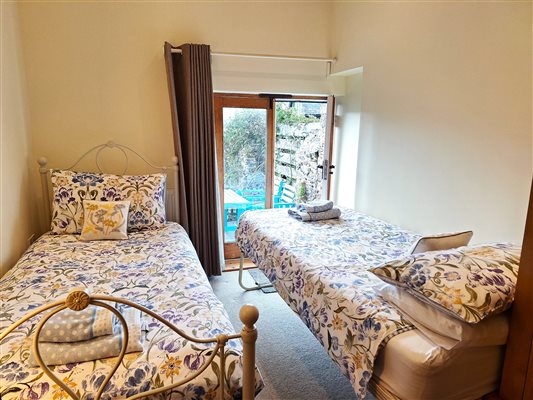 Cider House twin | Nutcombe Holiday Cottages