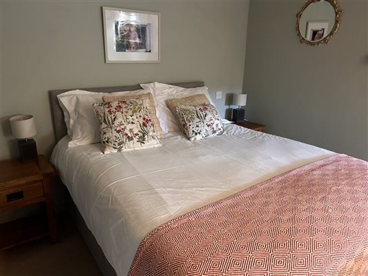 bleaberry cottage bedroom