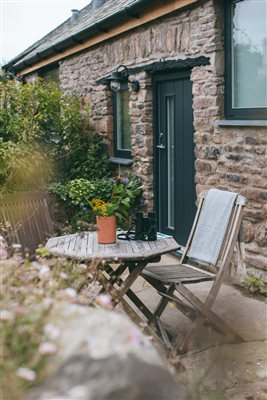 ensuite breakfast terrace