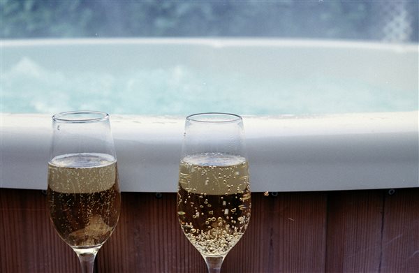 cabin hot tub