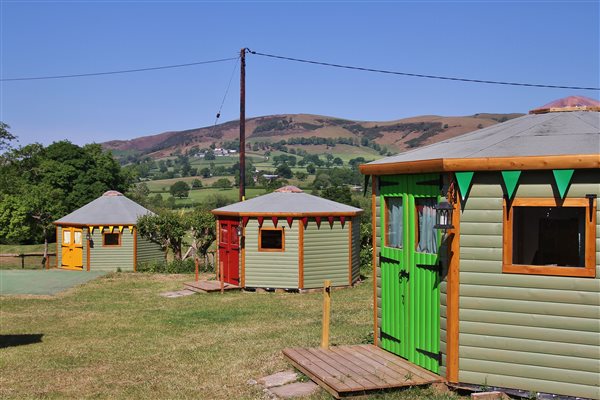 Yurts Nanny Iris, Carianne and Bronwyn