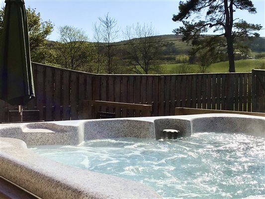 HM Hot Tub