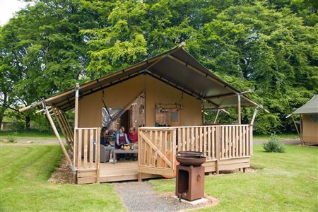 Notgrove Holidays Safari Tents 