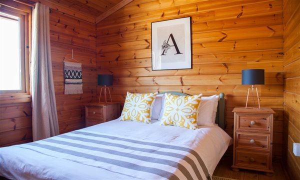 Double bedroom in Pinetree