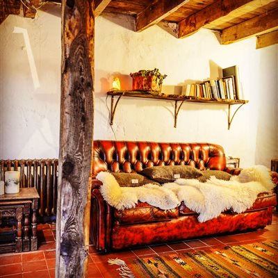 Tack Room Lounge