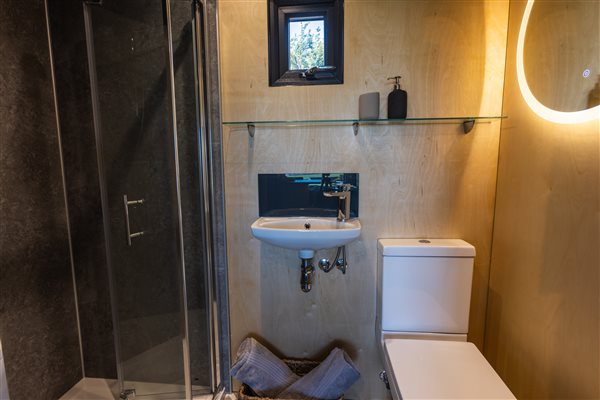 Spacious WC/Shower room