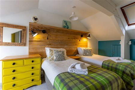 Court Farm Holidays