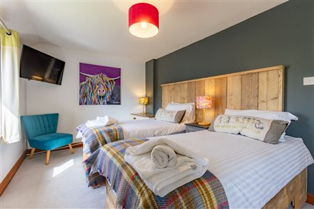 Court Farm Holidays