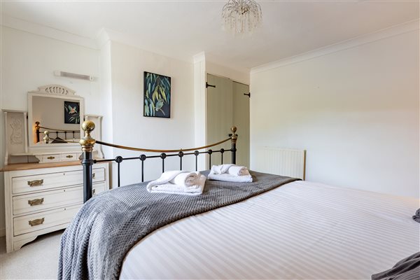 Double Bedroom with K/S Bed