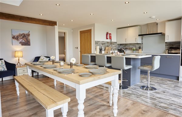 Dining area for 12 Dining area for 12