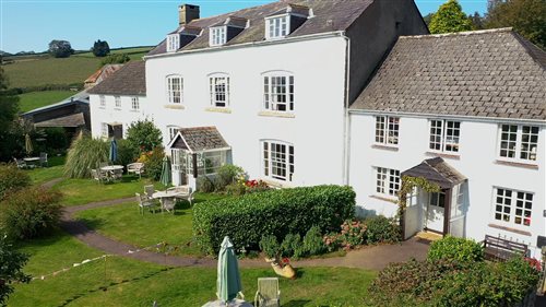 Stickwick Manor and Cottages