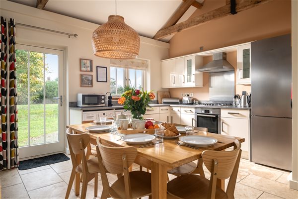 Avocet open plan kitchen and dining space