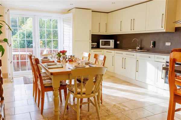 Kitchen & Diner