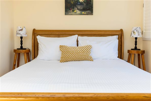 bedroom sleeping comfy