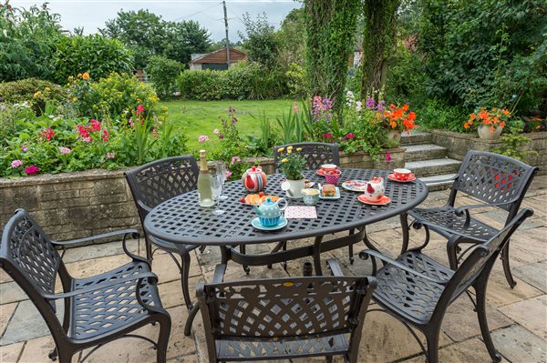 tea on the patio