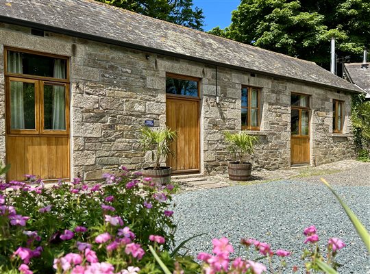 Exterior of Stable Cottage at Tredarrup farm, Cornwall