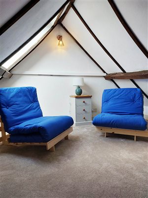 Granary - mezzanine stargazing room