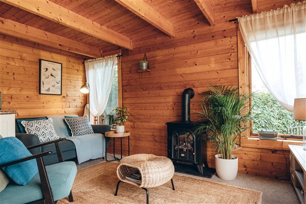 Swallows Cabin mid-century cosy living room