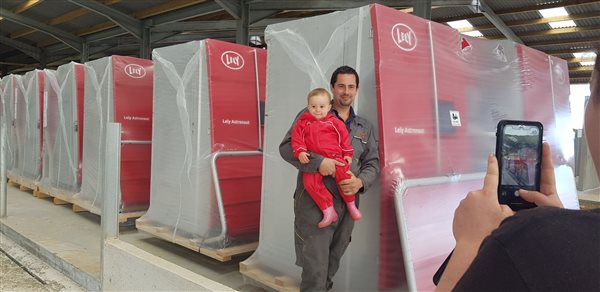 Miles and Mya with the big delivery of lely robots