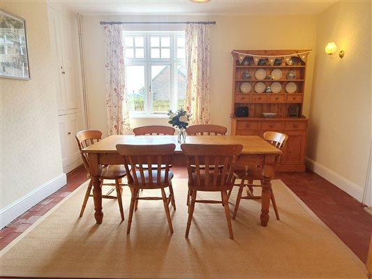 Dining room 1 Foliat