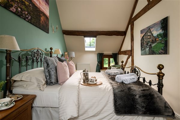 Master bedroom with king size bed