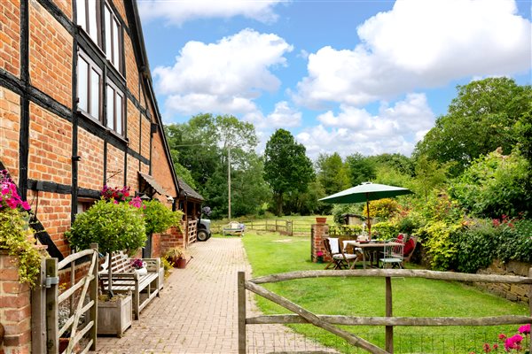 Rural location with enclosed garden