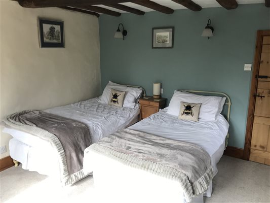 Twin room Twin room