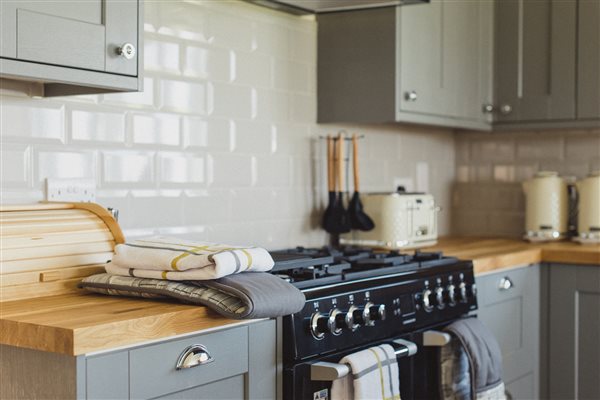 Large fully equipped kitchen