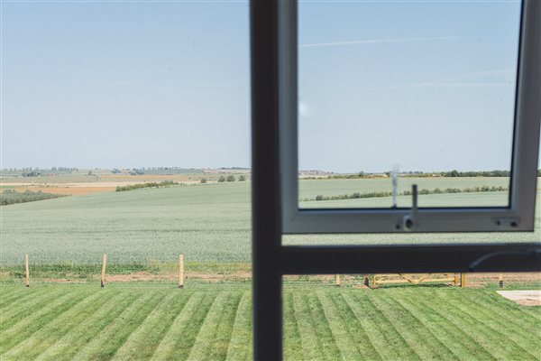 Uninterrupted countryside views