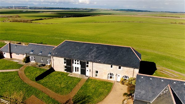 Exterior self catering cottages in Kent