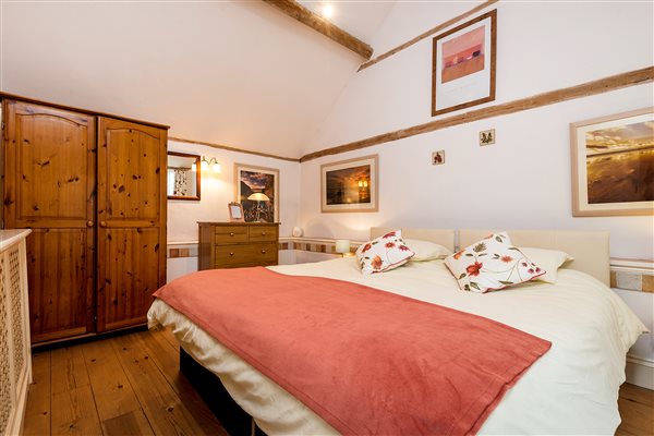 parlour cottage bedroom
