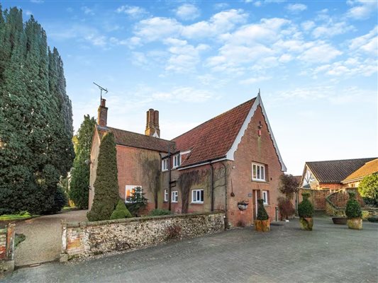 Front entrance at The Farmhouse