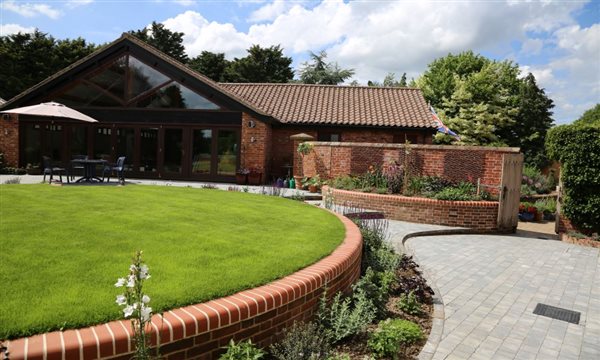 Farmhouse garden