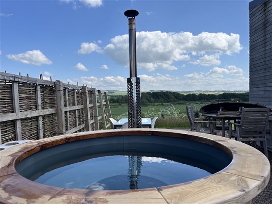 Hot tub