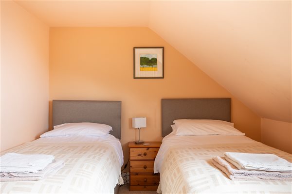 Twin room Owl Cottage